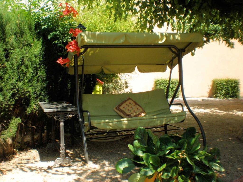 Hostal Fabrellas Кальдас-де-Малавелья Экстерьер фото