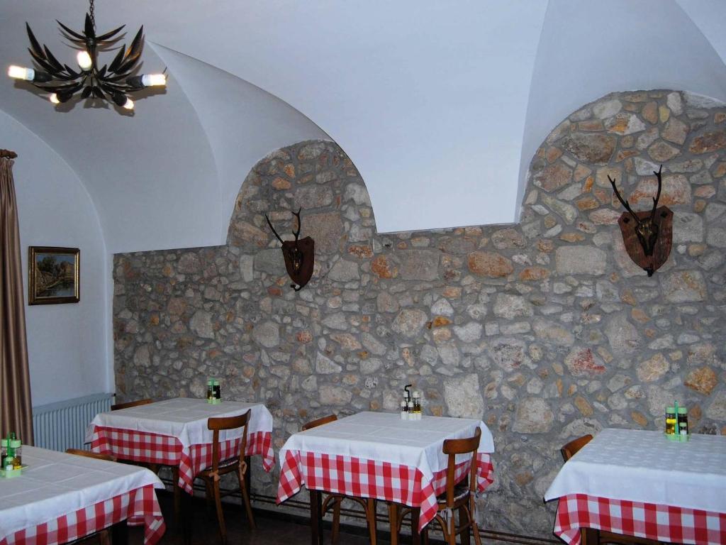 Hostal Fabrellas Кальдас-де-Малавелья Экстерьер фото