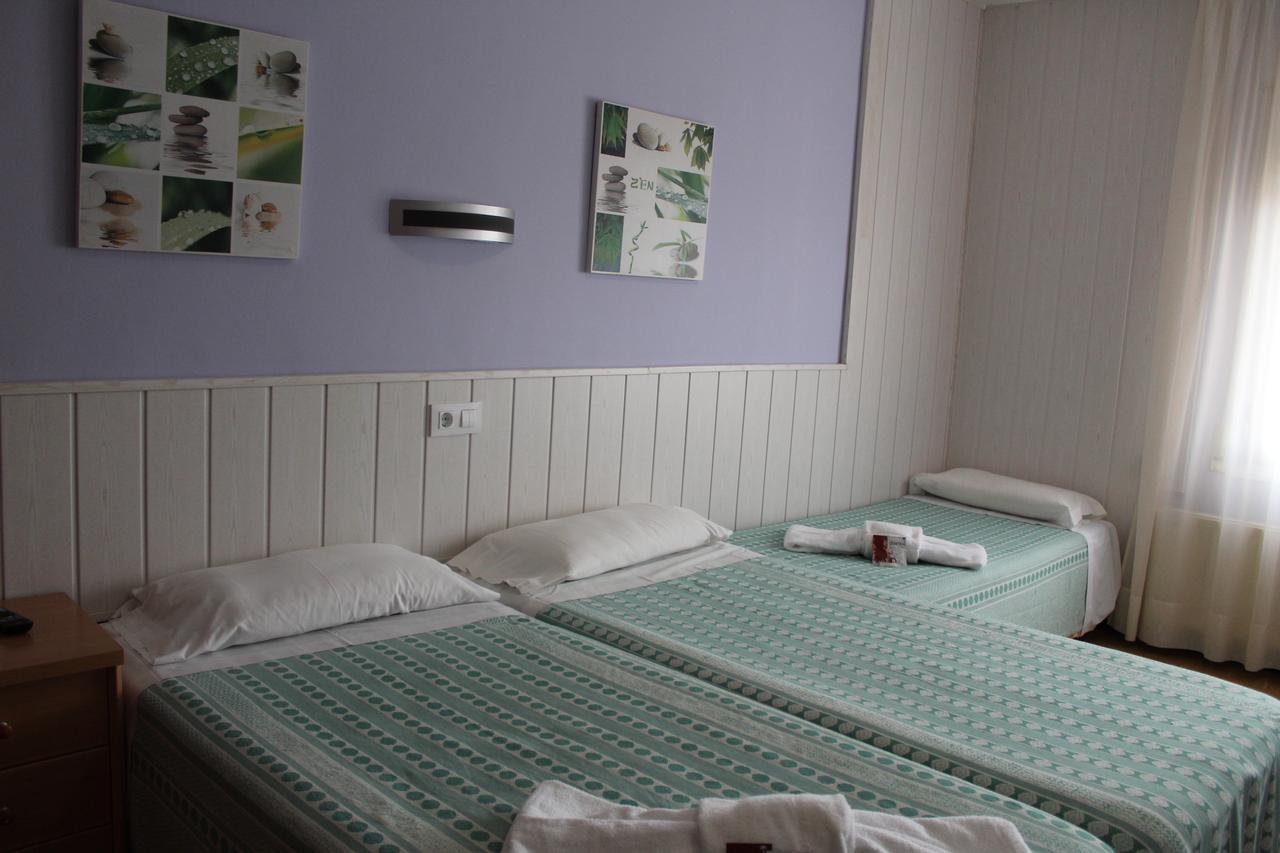 Hostal Fabrellas Кальдас-де-Малавелья Экстерьер фото